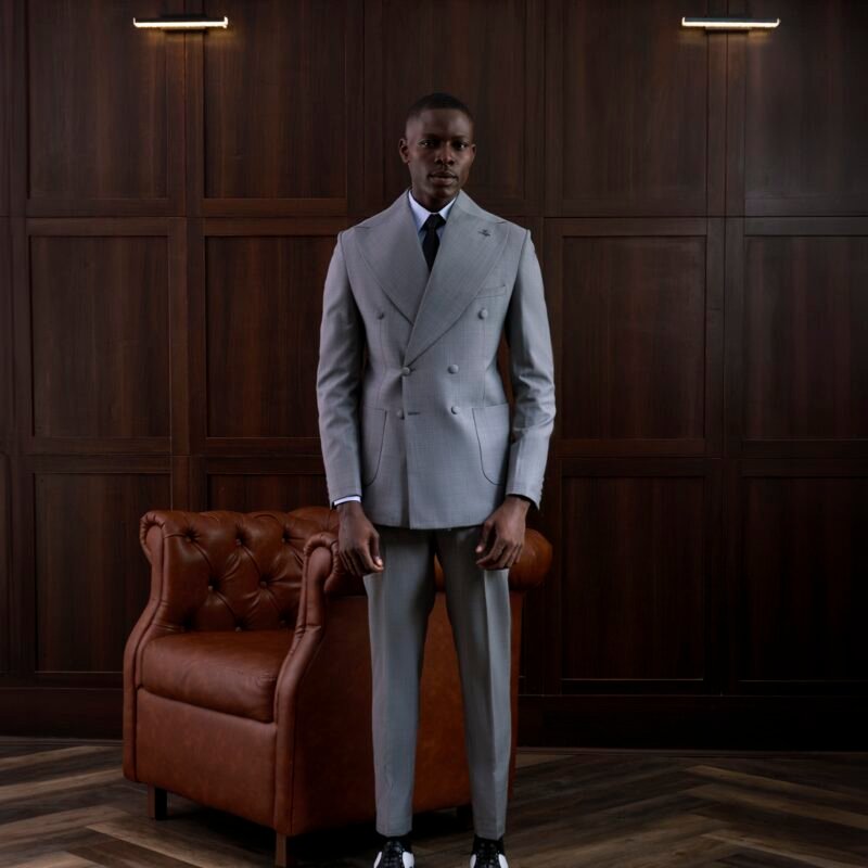 Double-Breasted High-Wide Peak Lapel Suit