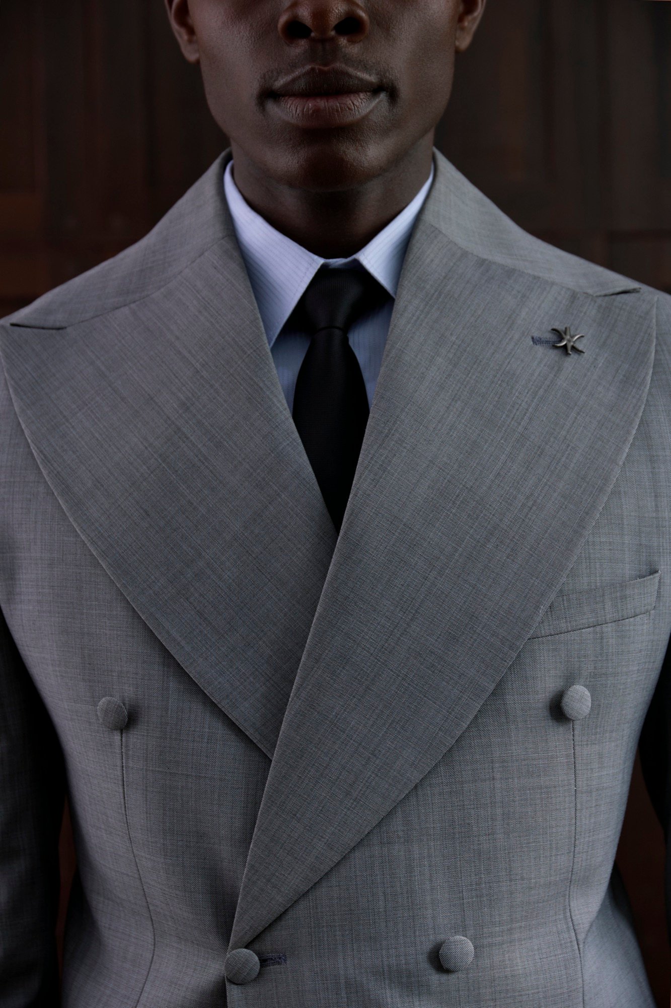 Double-Breasted High-Wide Peak Lapel Suit